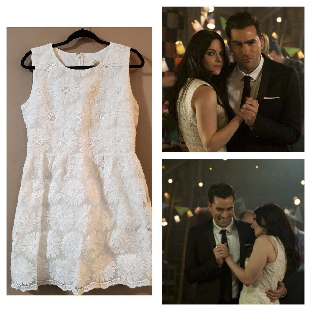 Freeway W Mini Daisy Dress Size L White Emboidered Lined Schitts Creek Stevie